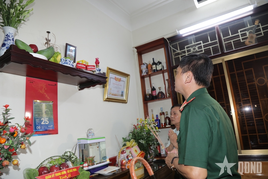 /UploadStore/admin/260526 tham gia dinh liet si/1.jpg